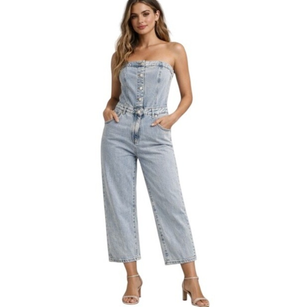 The Post Strapless Denim Jumpsuit S Light Wash Button Front Wide Leg‎ Y2K